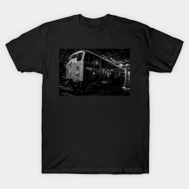 British Rail 31018 Diesel Locomotive T-Shirt by axp7884